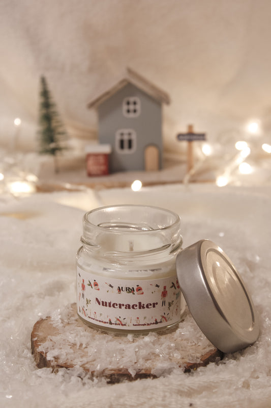 Božićna mini svijeća “Nutcracker”