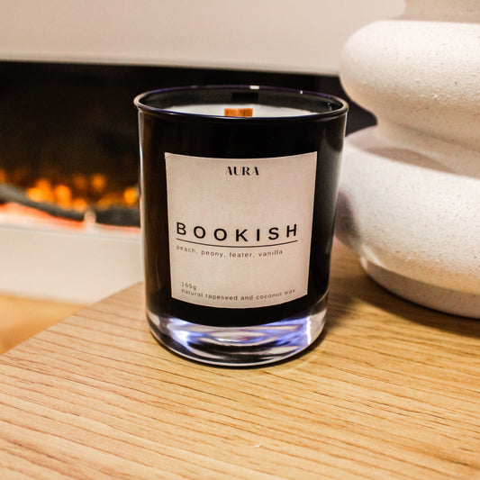 Mirisna svijeća “Bookish”